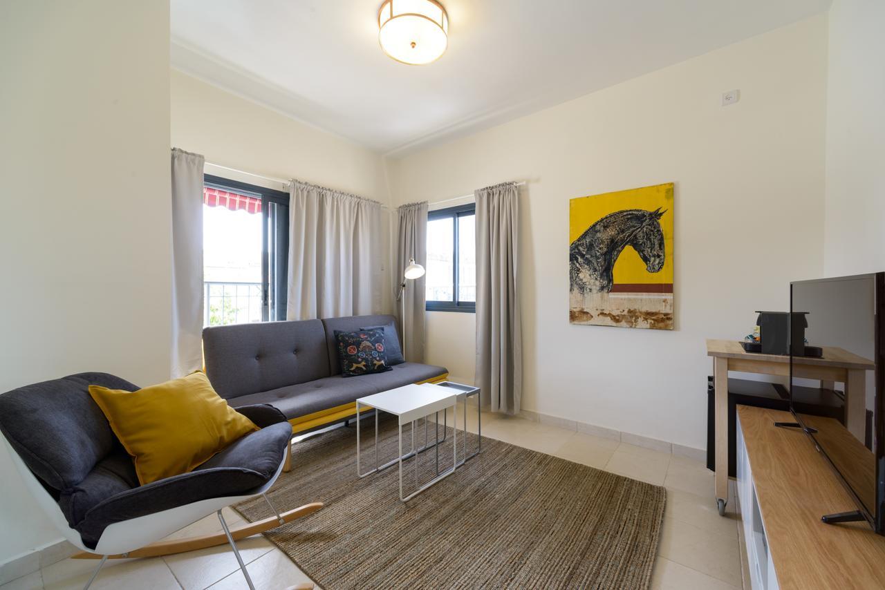 Luka 15 - By Beach Apartments Tlv เทลอาวีฟ ห้อง รูปภาพ